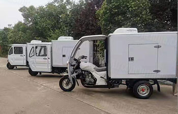 Small insulated refrigerated truck